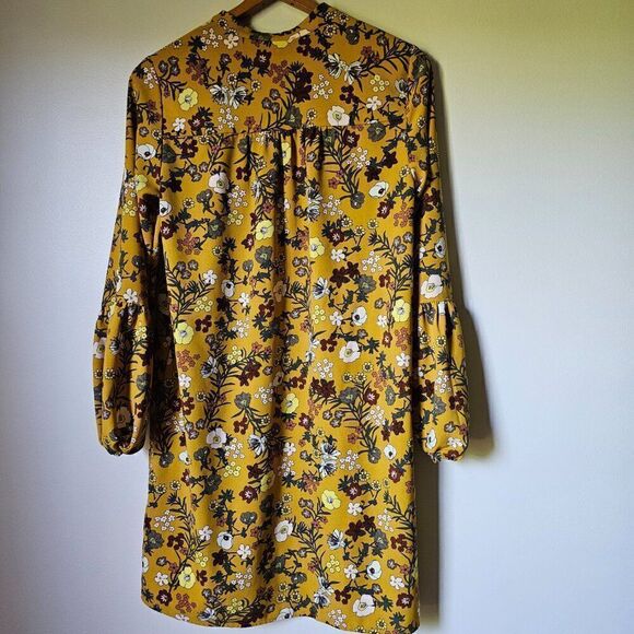 EUC WORN ONCE ELIANE ROSE FLORAL QUARTER BUTTONED PUFFED SLEEVES DRESS SIZE 10/M - Picture 2 of 16